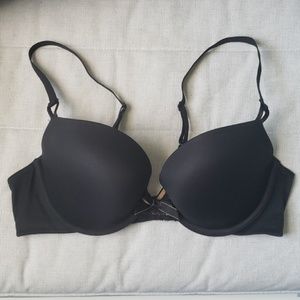 Maidenform Intimates & Sleepwear - Maidenform Black Bra sizes 34C Maidenform Intimates & Sleepwear - Maidenform Black Bra sizes 34C